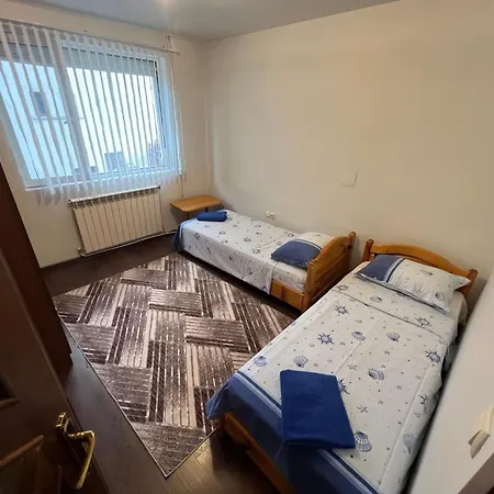 къща アパート