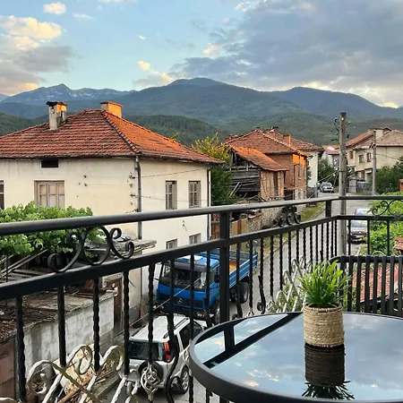 アパート къща *